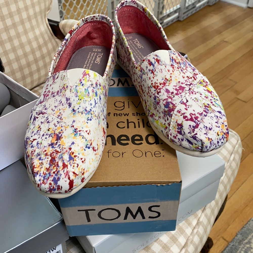 Toms flats 11
